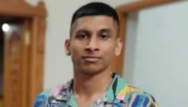 बस कह रहा है |  यूक्रेन में भारत के मेड मैक्स मोमेंट्स में कुछ बड़ी बिल्लियाँ और कुछ किंग-साइज़ नट्स शामिल हैं